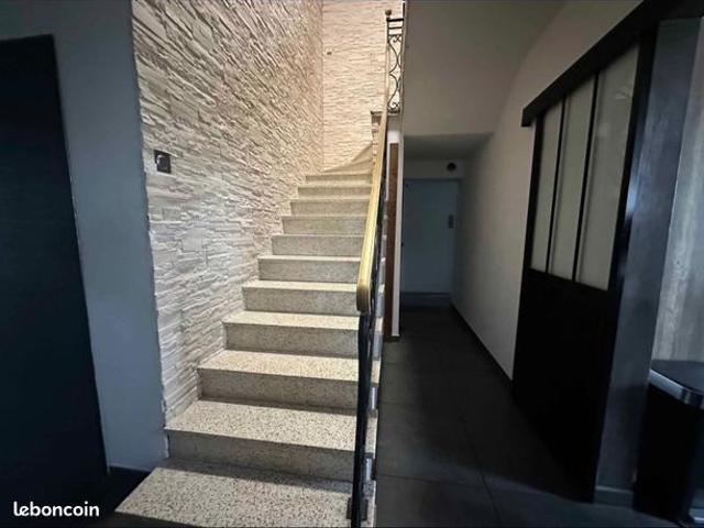 Maison 10 pièces 200 m²