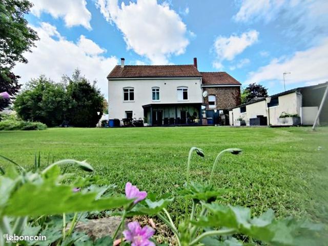 Maison 10 pièces 200 m²