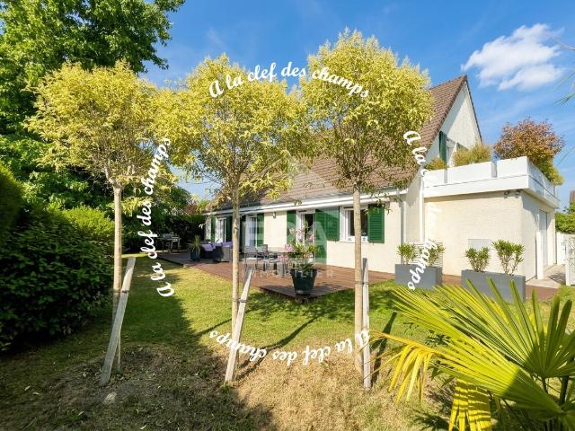 Maison 10 pièces 200 m²