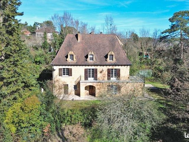 Maison 10 pièces 200 m²