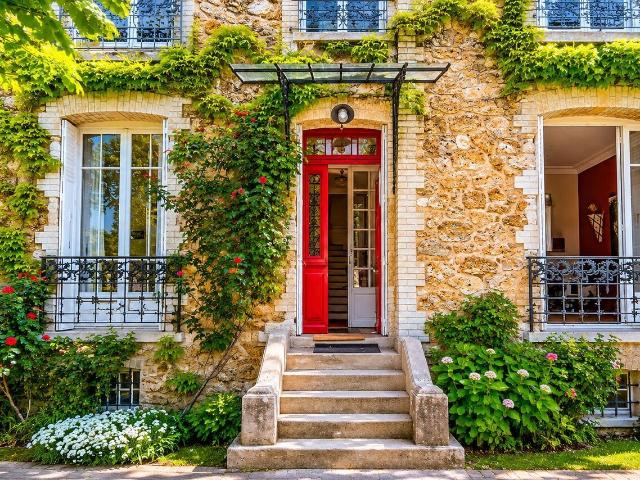 Maison 10 pièces 200 m²