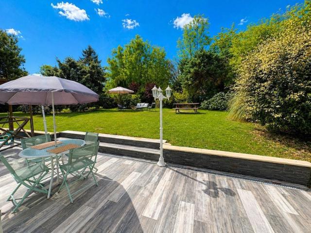 Maison 10 pièces 201 m²