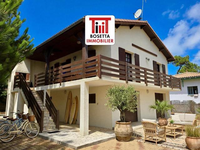 Maison 10 pièces 202 m²