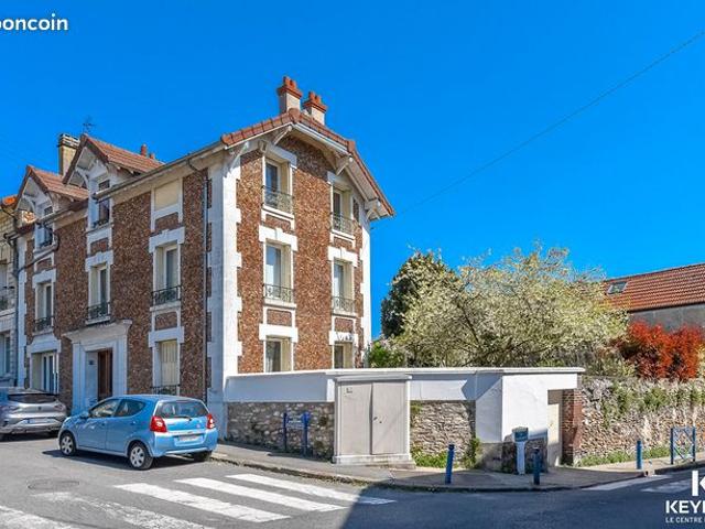 Maison 10 pièces 202 m²
