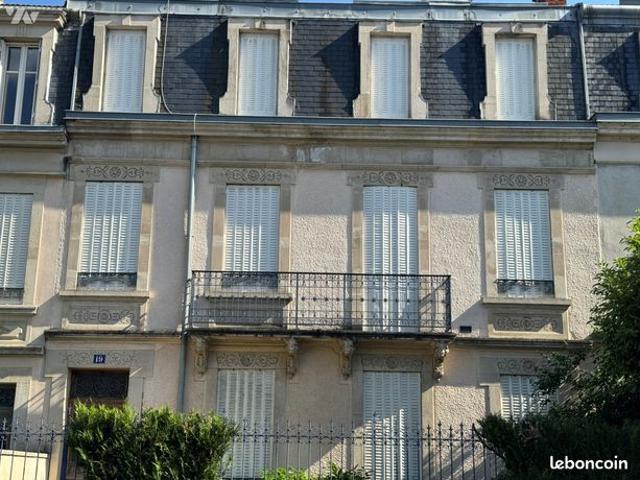 Maison 10 pièces 207 m²