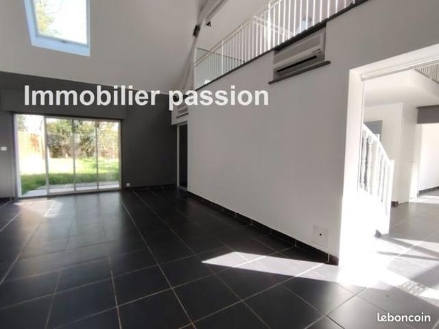 Maison 10 pièces 204 m²