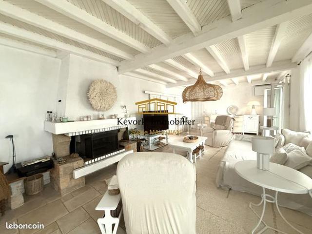 Maison 10 pièces 205 m²