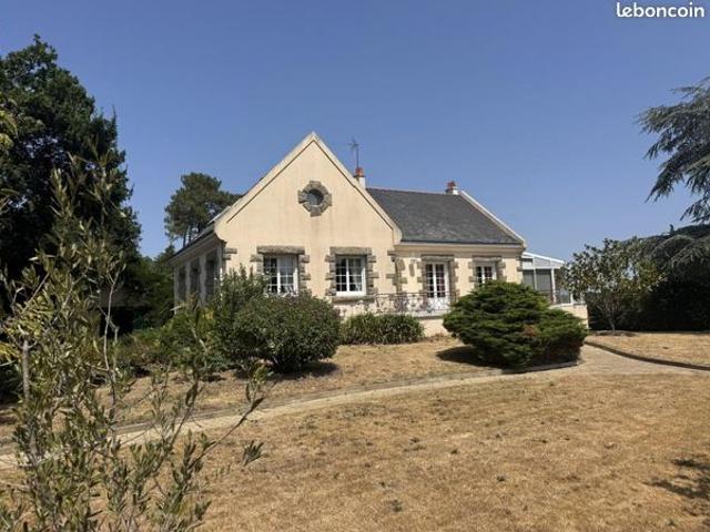Maison 10 pièces 206 m²