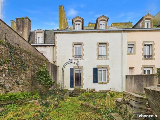 Maison 10 pièces 208 m²