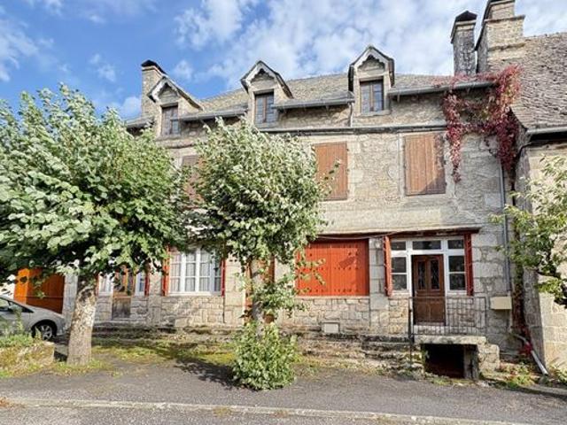 Maison 10 pièces 208 m²