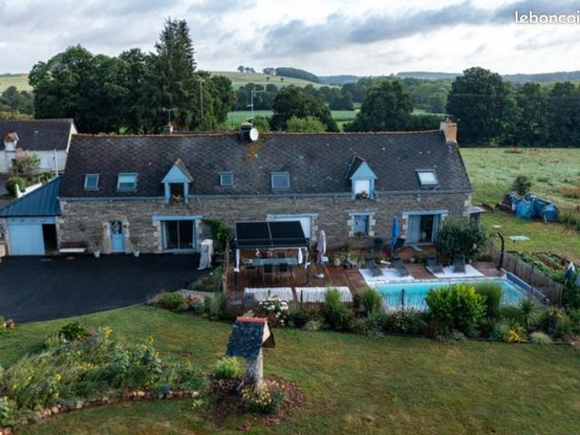 Maison 10 pièces 213 m²
