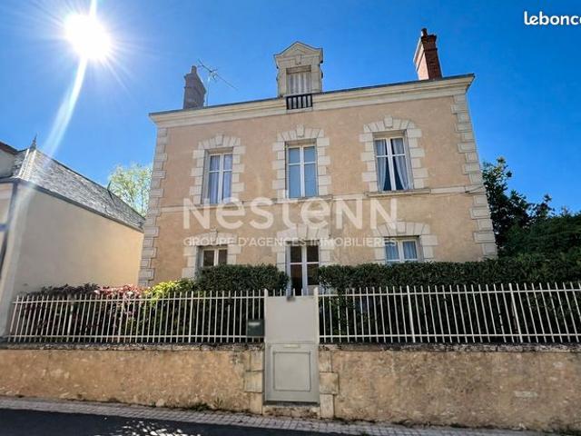 Maison 10 pièces 210 m²