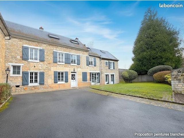 Maison 10 pièces 210 m²