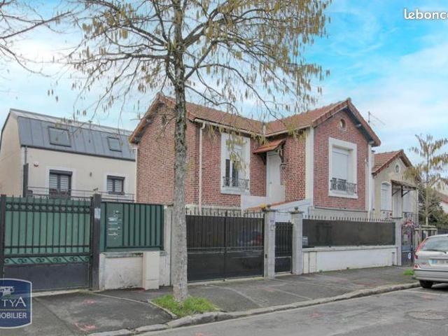 Maison 10 pièces 210 m²