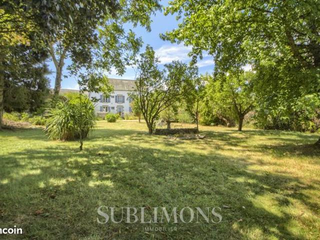 Maison 10 pièces 210 m²