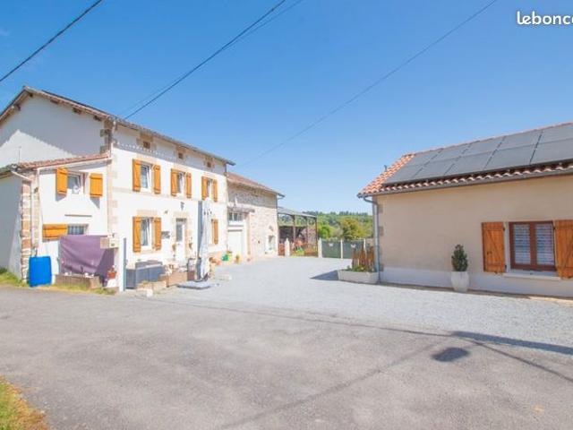 Maison 10 pièces 210 m²