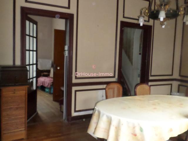 Maison 10 pièces 217 m²