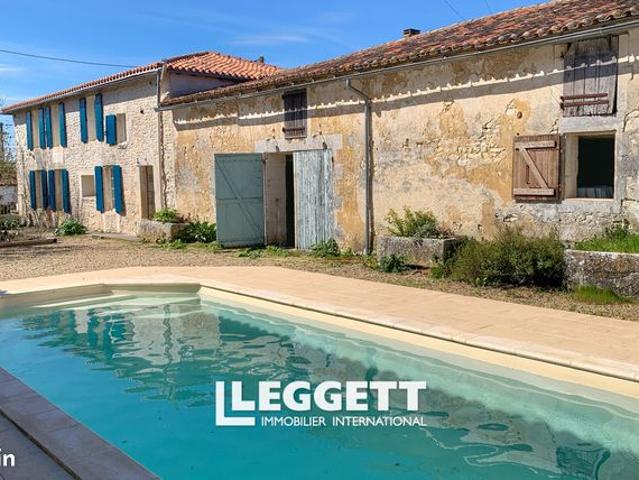 Maison 10 pièces 217 m²