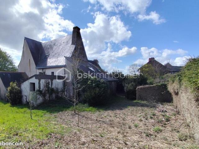 Maison 10 pièces 215 m²