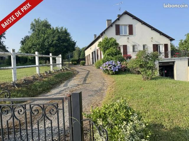 Maison 10 pièces 215 m²