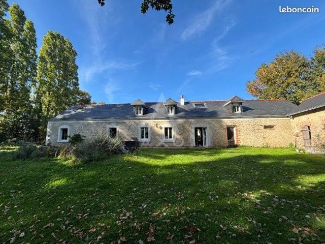Maison 10 pièces 215 m²