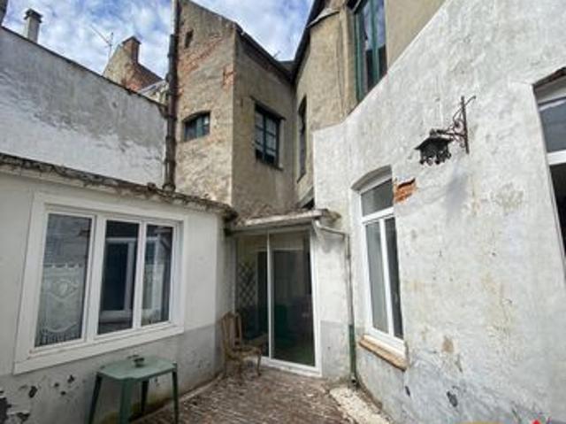 Maison 10 pièces 218 m²
