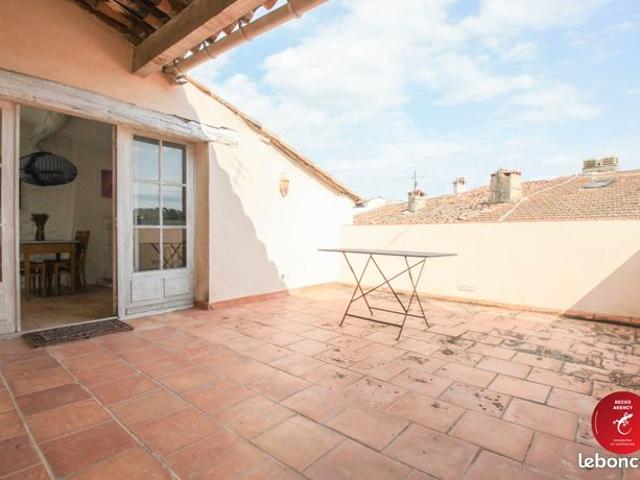 Maison 10 pièces 219 m²
