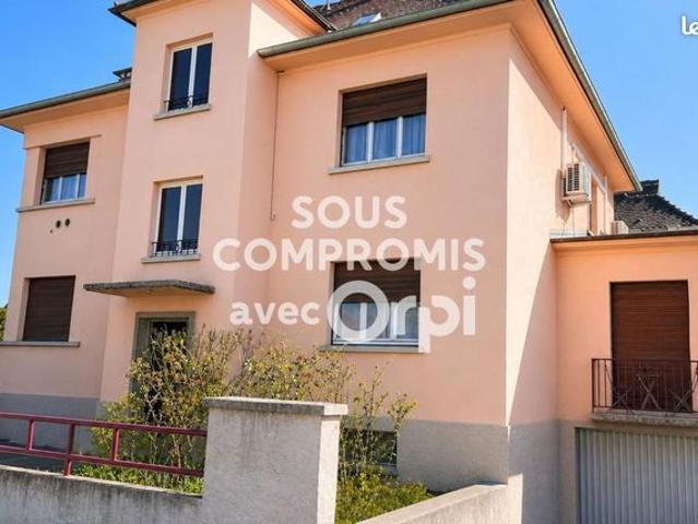 Maison 10 pièces 219 m²
