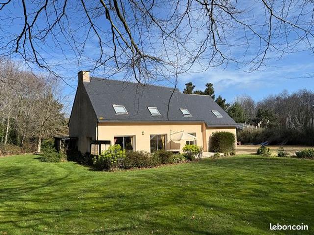 Maison 10 pièces 223 m²