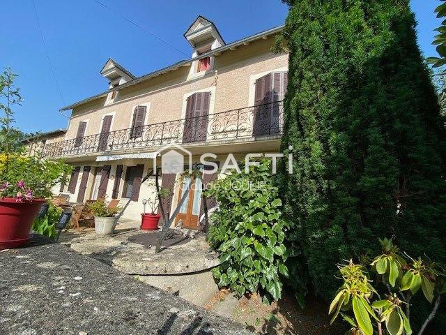Maison 10 pièces 220 m²