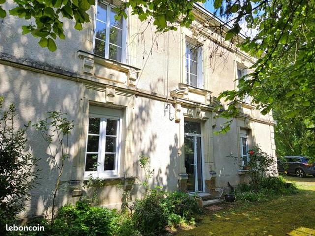 Maison 10 pièces 220 m²