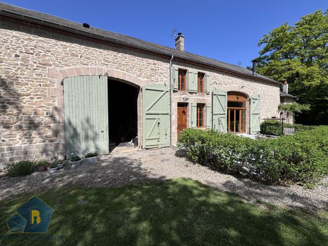 Maison 10 pièces 220 m²