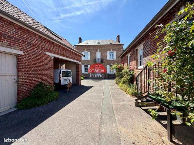 Maison 10 pièces 220 m²