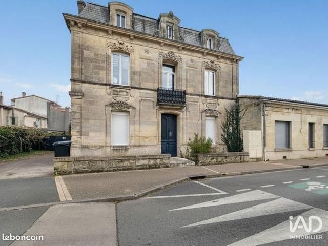 Maison 10 pièces 220 m²