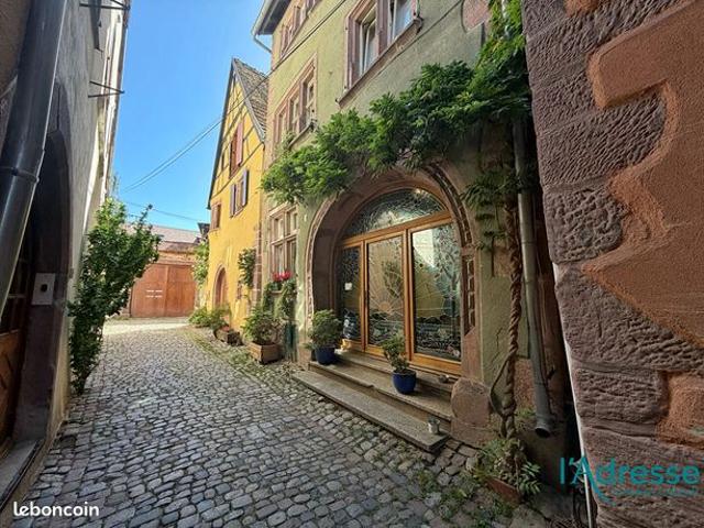 Maison 10 pièces 220 m²
