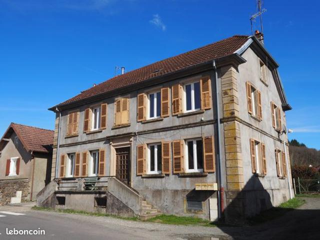 Maison 10 pièces 220 m²