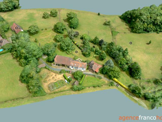 Maison 10 pièces 227 m²