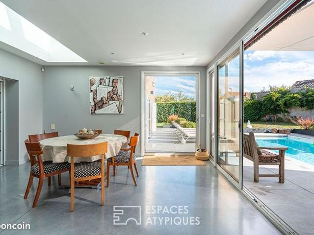 Maison 10 pièces 224 m²