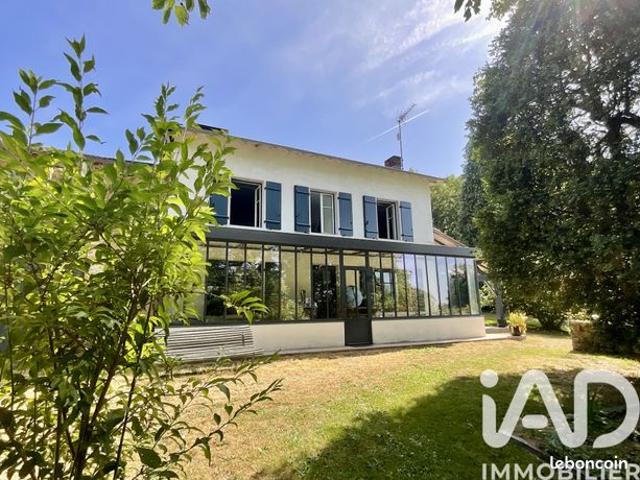 Maison 10 pièces 224 m²