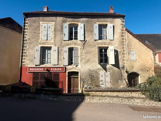 Maison 10 pièces 224 m²
