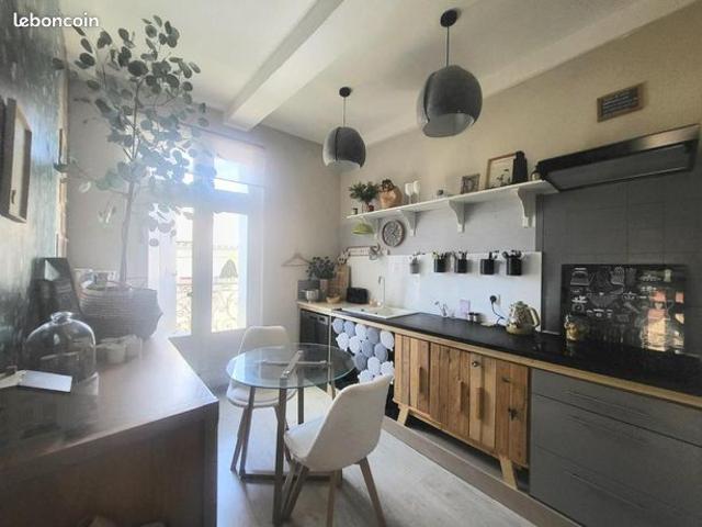 Maison 10 pièces 224 m²