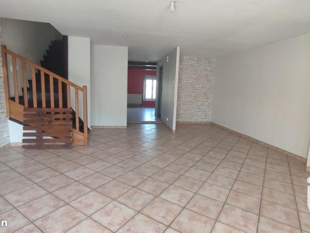 Maison 10 pièces 225 m²