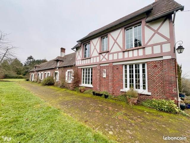 Maison 10 pièces 225 m²
