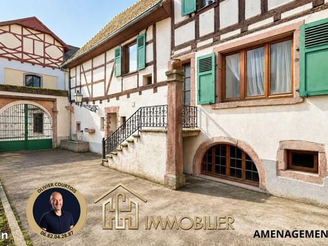 Maison 10 pièces 225 m²