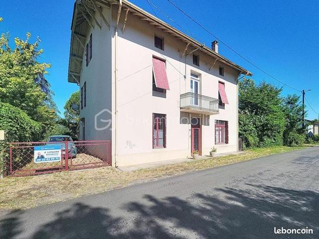 Maison 10 pièces 226 m²