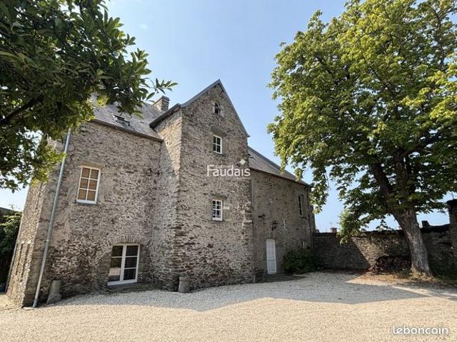 Maison 10 pièces 228 m²