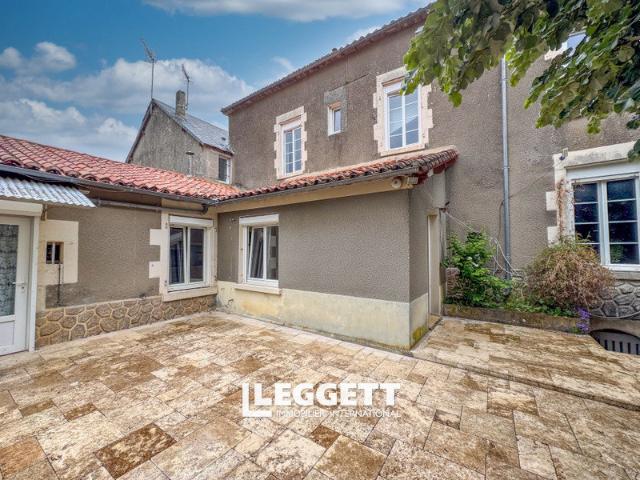 Maison 10 pièces 228 m²