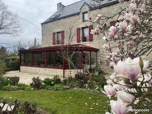 Maison 10 pièces 228 m²