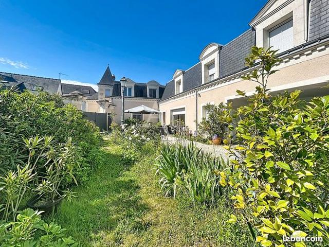 Maison 10 pièces 229 m²