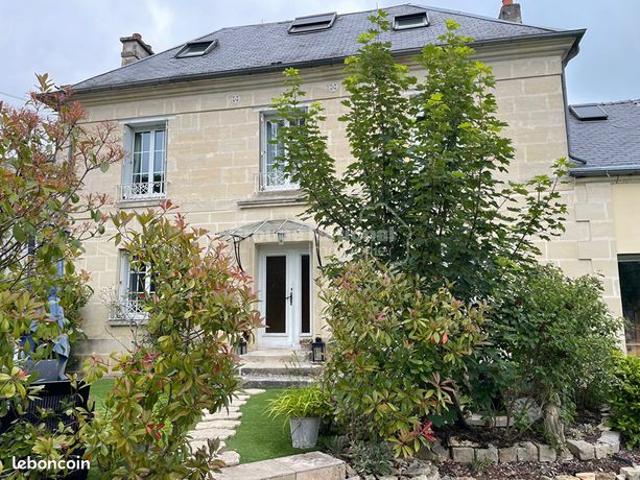 Maison 10 pièces 229 m²